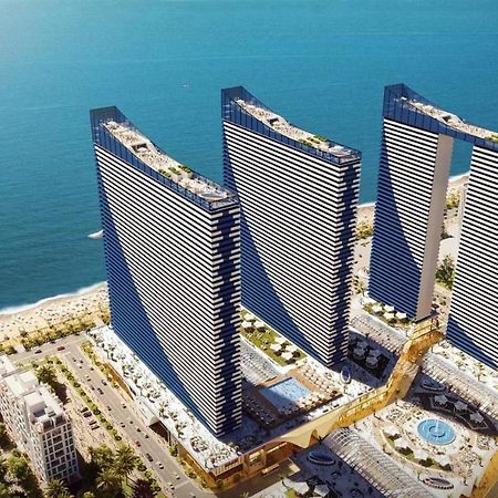 Delux Sea View Aparthotel In Orbi City Batumi Luaran gambar