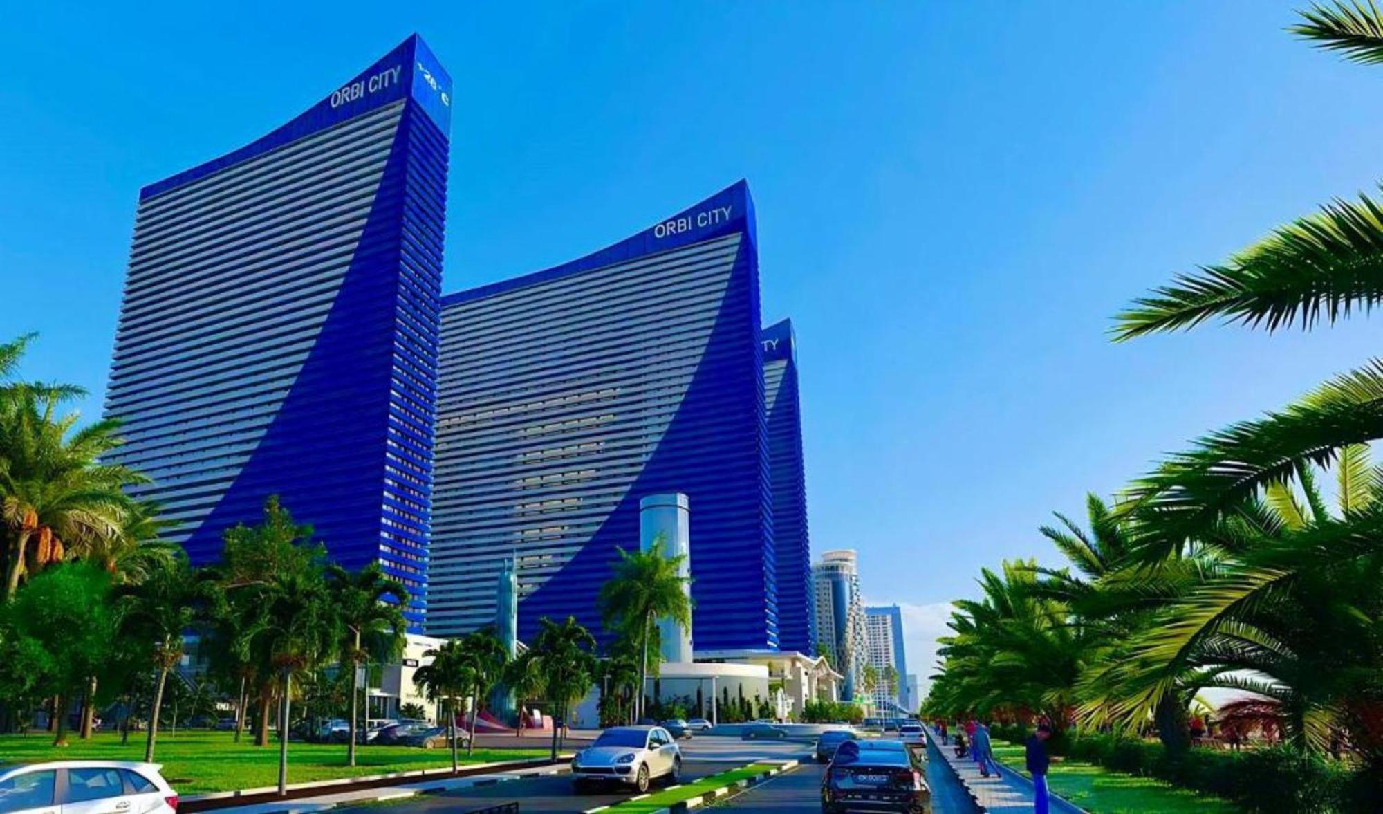 Delux Sea View Aparthotel In Orbi City Batumi Luaran gambar