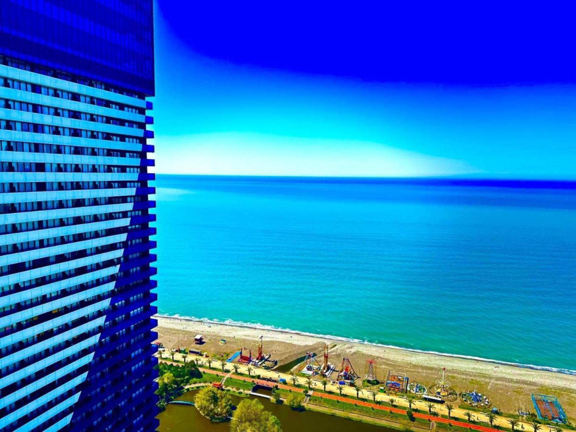 Delux Sea View Aparthotel In Orbi City Batumi Luaran gambar