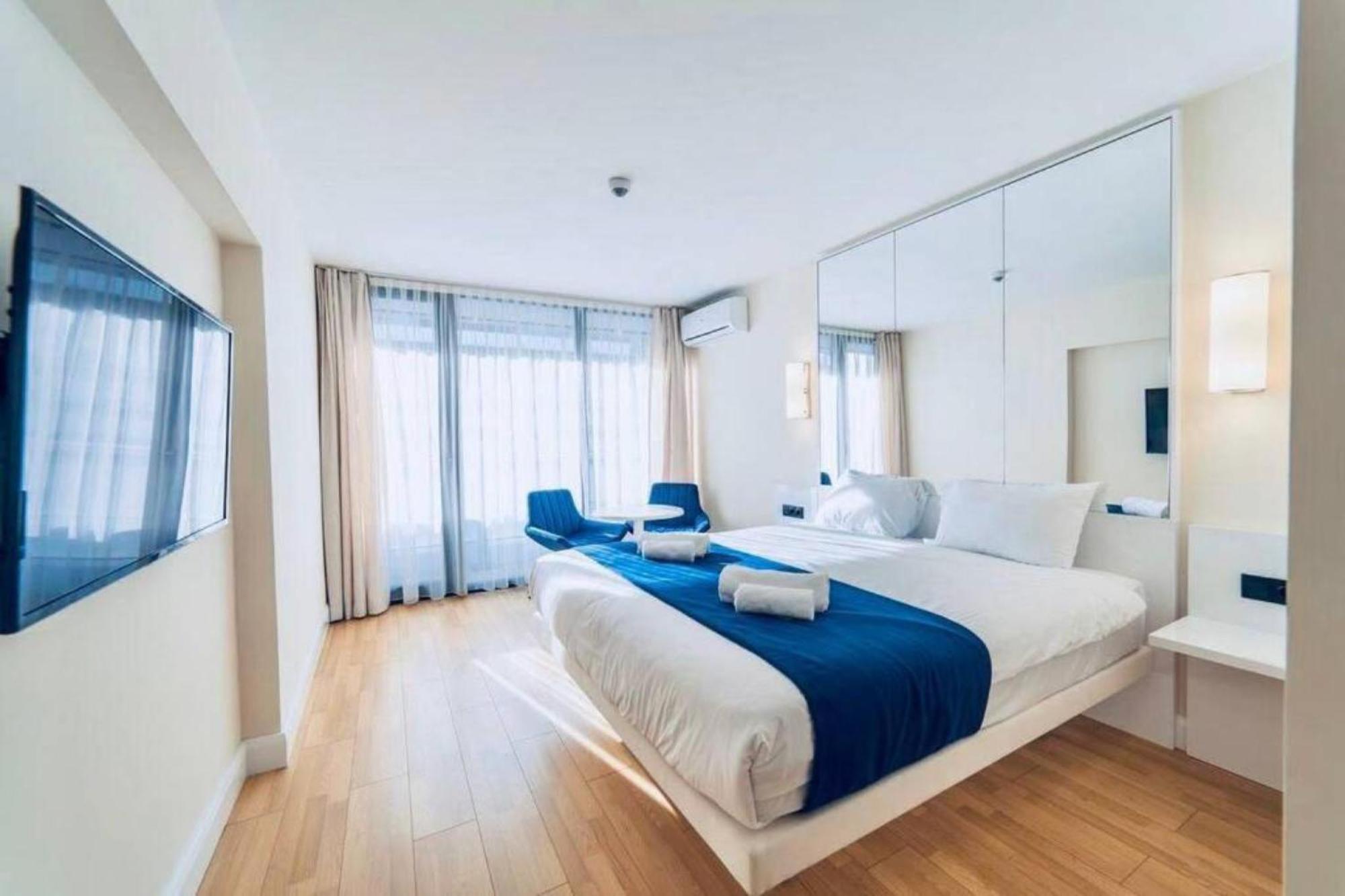 Delux Sea View Aparthotel In Orbi City Batumi Luaran gambar