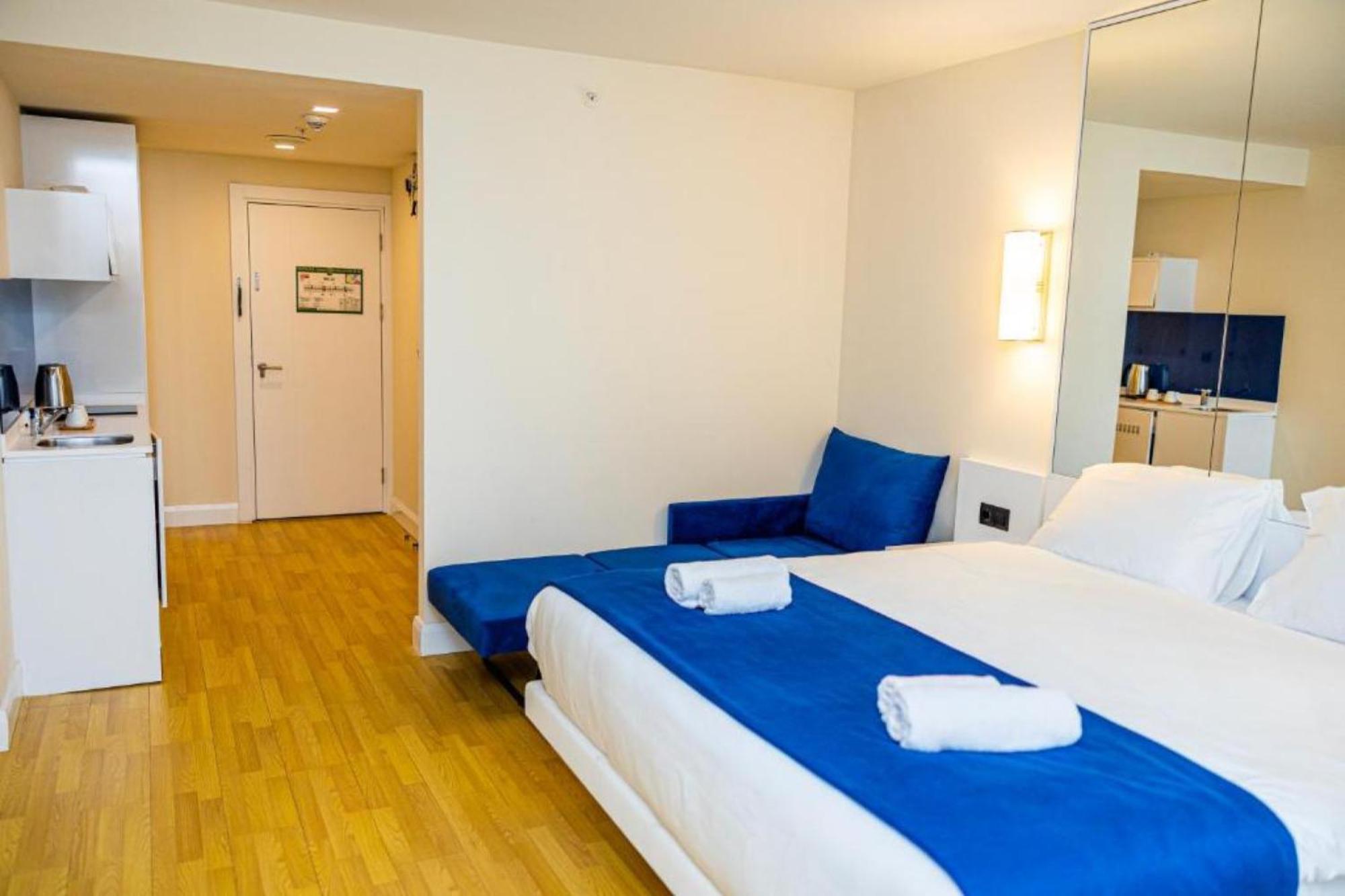 Delux Sea View Aparthotel In Orbi City Batumi Luaran gambar