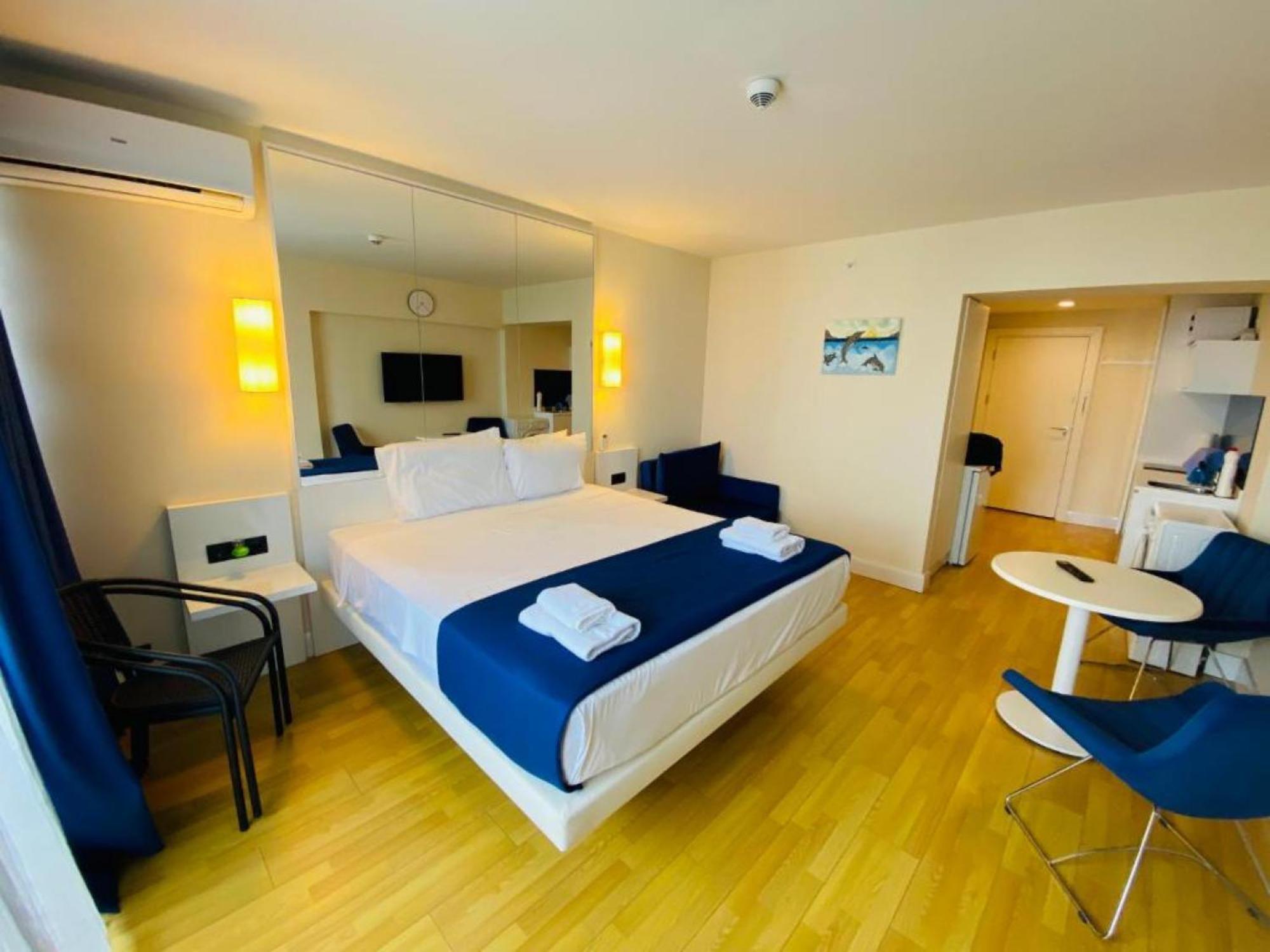 Delux Sea View Aparthotel In Orbi City Batumi Luaran gambar