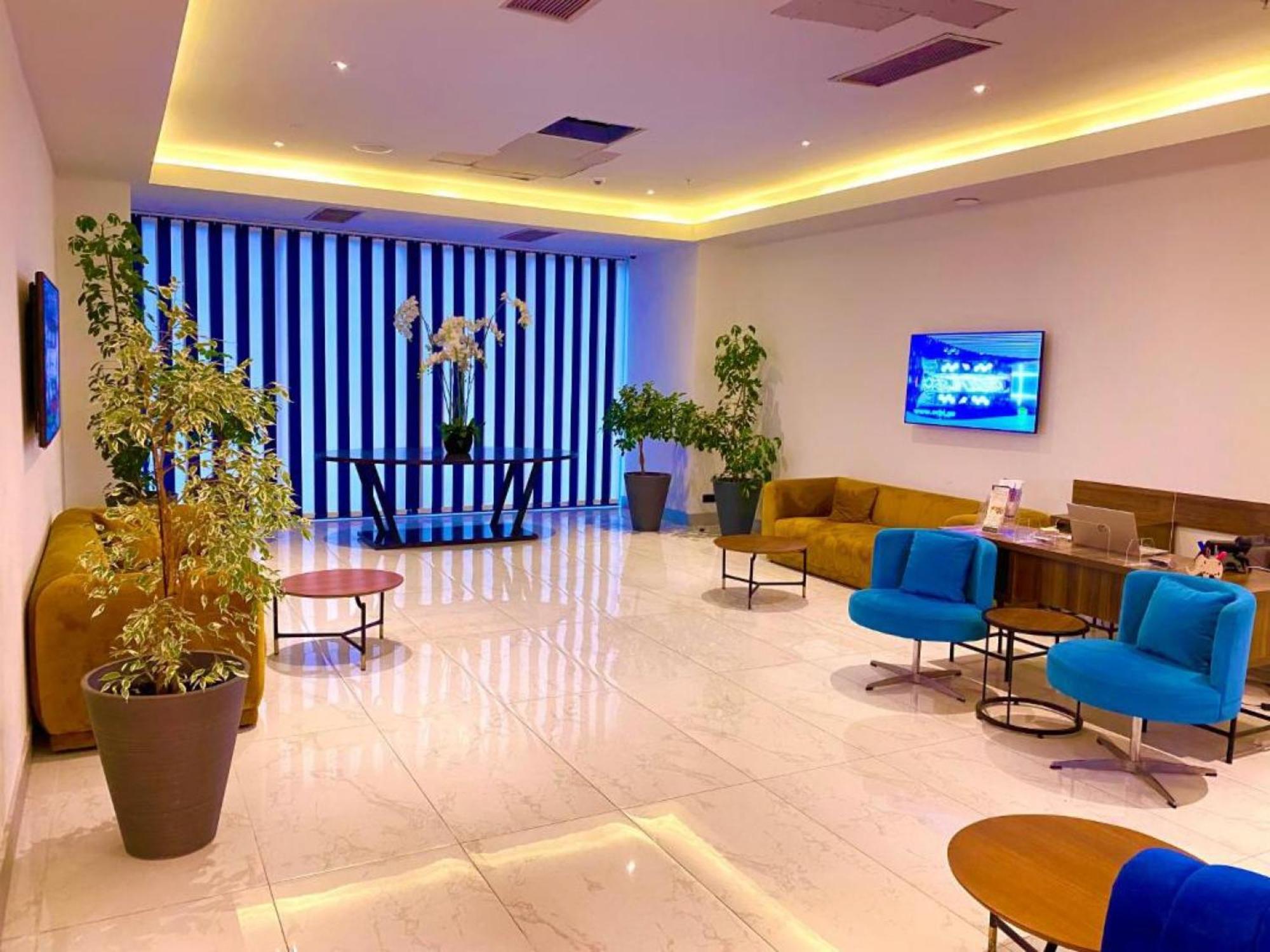 Delux Sea View Aparthotel In Orbi City Batumi Luaran gambar