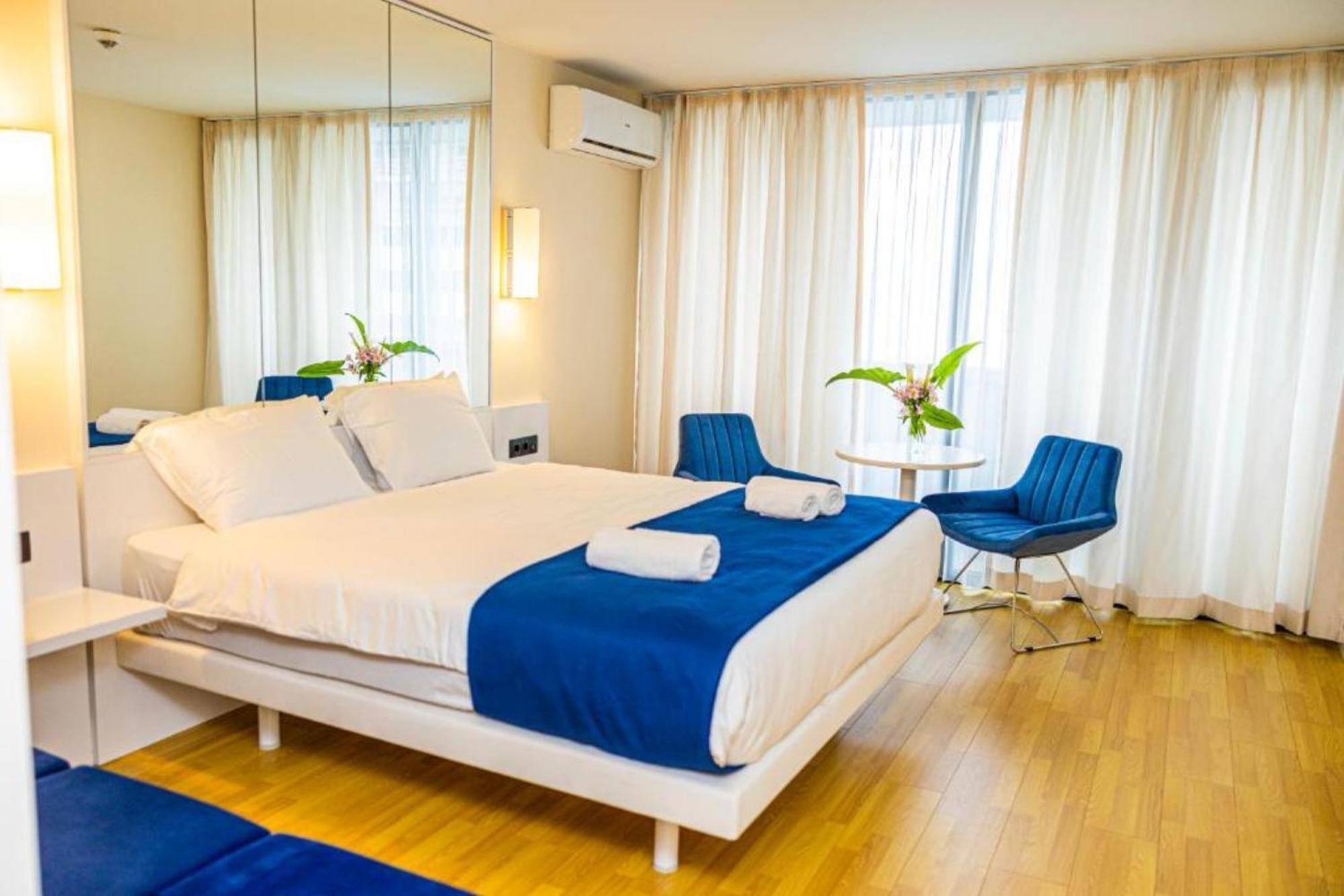 Delux Sea View Aparthotel In Orbi City Batumi Luaran gambar